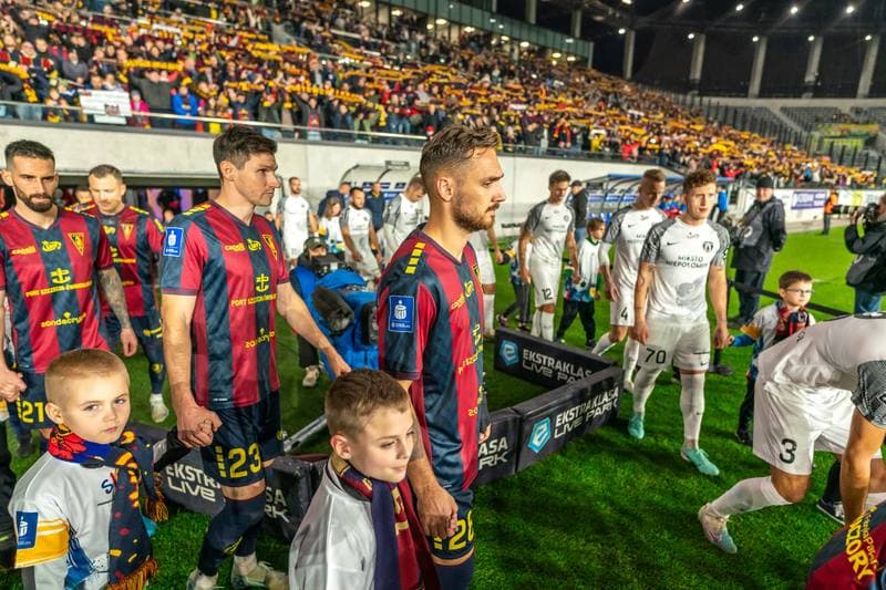 Football. PKO BP Ekstraklasa. Pogon Szczecin - Puszcza Niepolomice. 25.10.2024