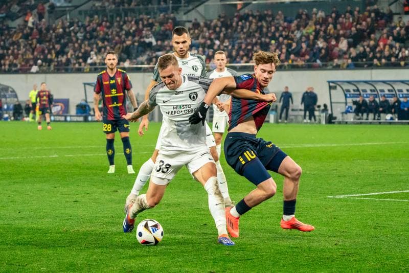 Football. PKO BP Ekstraklasa. Pogon Szczecin - Puszcza Niepolomice. 25.10.2024