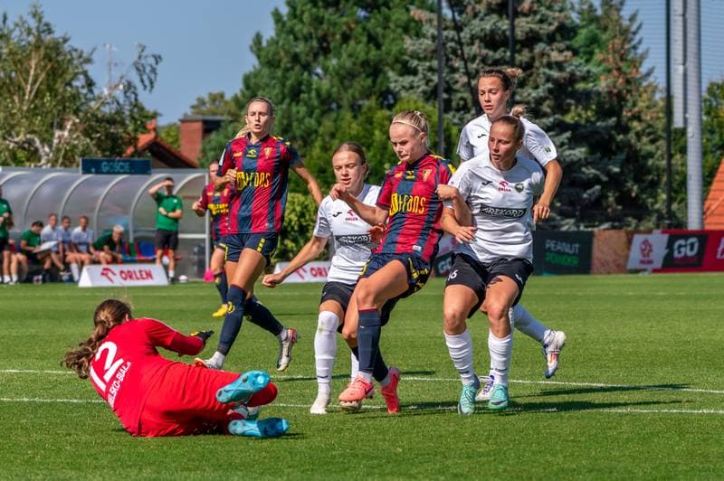 Football. Orlen Ekstraliga Kobiet. Pogon Szczecin - Rekord Bielsko-Biala. 24.08.2024