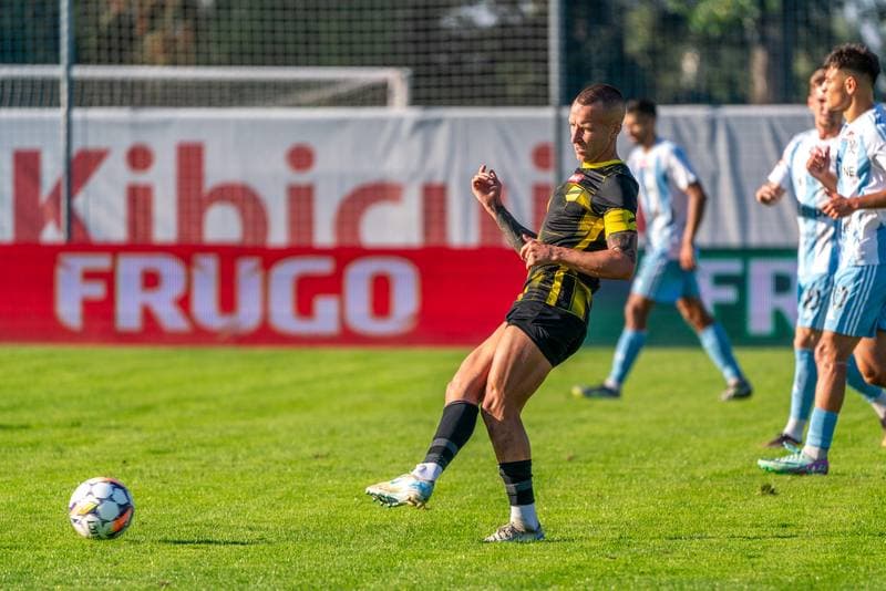 Football. BetClick 2 Liga. Swit Szczecin - Wieczysta Krakow. 22.09.2024
