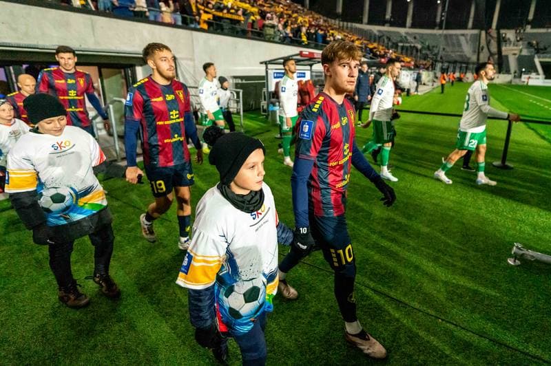 Football. PKO BP Ekstraklasa. Pogon Szczecin - Radomiak Radom. 08.11.2024