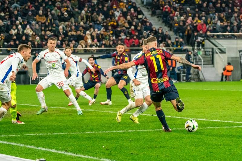 Football. PKO BP Ekstraklasa. Pogon Szczecin - Gornik Zabrze. 07.02.2025