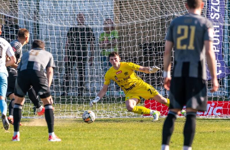 Football. Betclick 2 Liga. Swit Szczecin - Pogon Grodzisk Mazowiecki. 08.03.2025