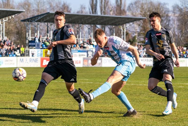 Football. Betclick 2 Liga. Swit Szczecin - Pogon Grodzisk Mazowiecki. 08.03.2025