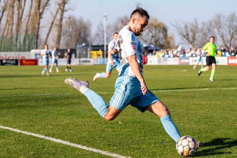 Football. Betclick 2 Liga. Swit Szczecin - Pogon Grodzisk Mazowiecki. 08.03.2025