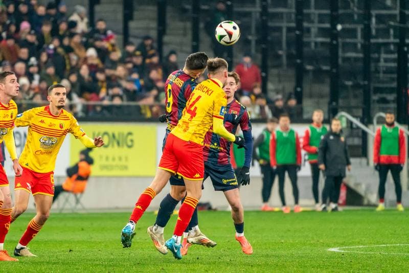 Football. PKO BP Ekstraklasa. Pogon Szczecin - Jagiellonia Bialystok. 01.12.2024