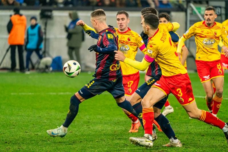 Football. PKO BP Ekstraklasa. Pogon Szczecin - Jagiellonia Bialystok. 01.12.2024