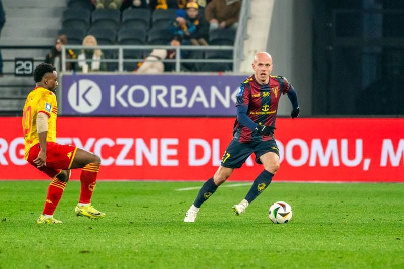 Football. PKO BP Ekstraklasa. Pogon Szczecin - Jagiellonia Bialystok. 01.12.2024