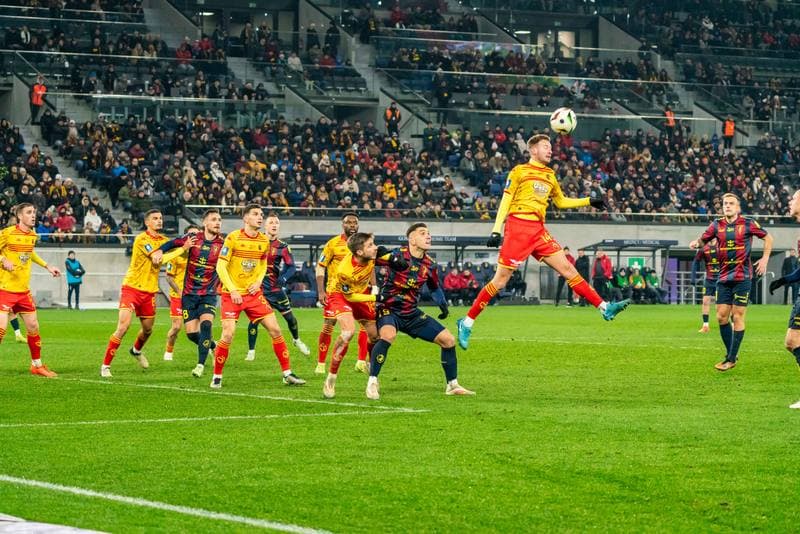 Football. PKO BP Ekstraklasa. Pogon Szczecin - Jagiellonia Bialystok. 01.12.2024