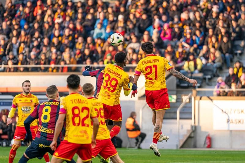 Football. PKO BP Ekstraklasa. Pogon Szczecin - Jagiellonia Bialystok. 01.12.2024