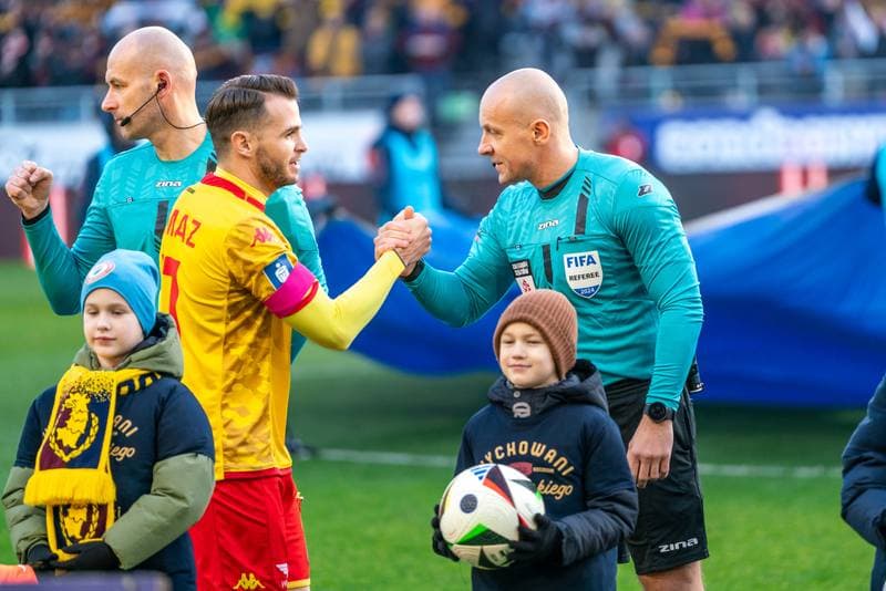Football. PKO BP Ekstraklasa. Pogon Szczecin - Jagiellonia Bialystok. 01.12.2024