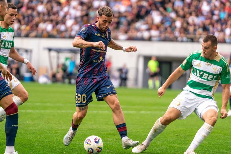 Football. PKO BP Ekstraklasa. Pogon Szczecin - Lechia Gdansk. 21.09.2025