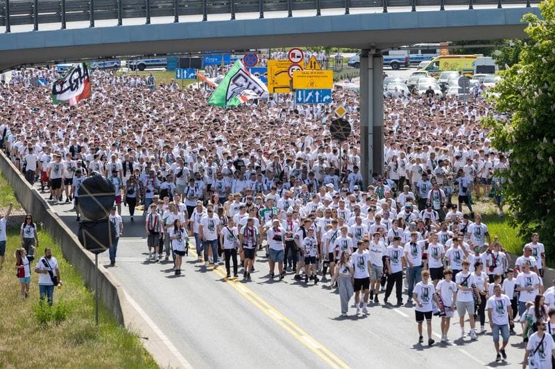 Football. Legia Warsaw. March to PGE Narodowy. 02.05.2025
