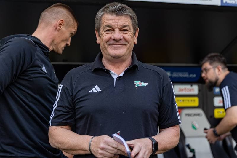 Football. PKO BP Ekstraklasa. Legia Warsaw - Lechia Gdansk. 21.04.2025
