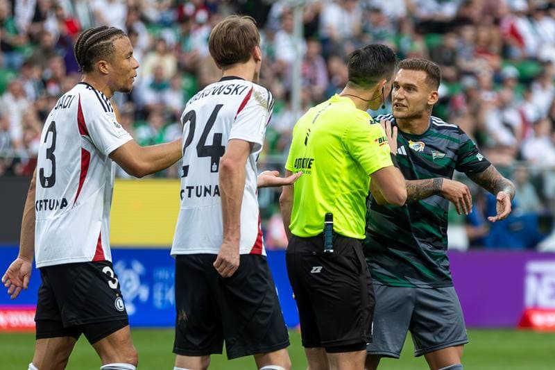 Football. PKO BP Ekstraklasa. Legia Warsaw - Lechia Gdansk. 21.04.2025