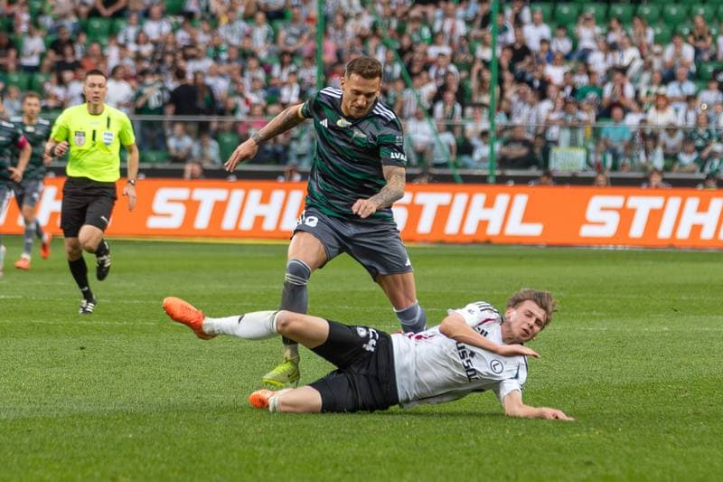 Football. PKO BP Ekstraklasa. Legia Warsaw - Lechia Gdansk. 21.04.2025