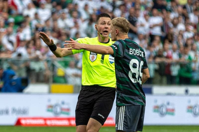 Football. PKO BP Ekstraklasa. Legia Warsaw - Lechia Gdansk. 21.04.2025