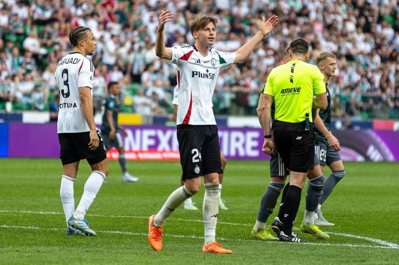 Football. PKO BP Ekstraklasa. Legia Warsaw - Lechia Gdansk. 21.04.2025