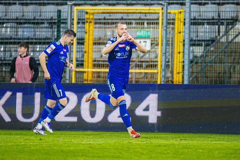 Football. Betclic 1 Liga. Miedz Legnica - Wieczysta Krakow. 02.11.2025