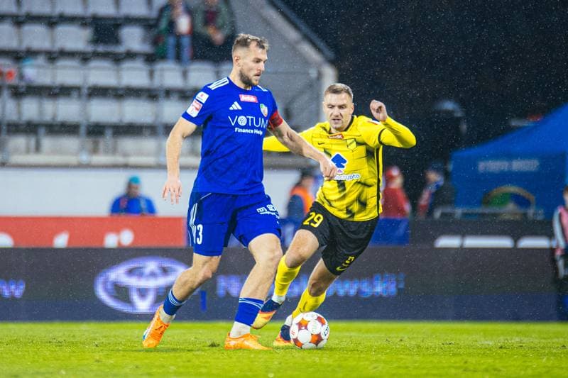 Football. Betclic 1 Liga. Miedz Legnica - Wieczysta Krakow. 02.11.2025