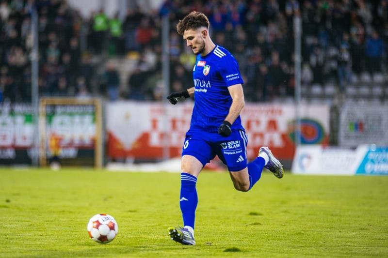 Football. Betclic 1 Liga. Miedz Legnica - Chrobry Glogow. 21.02.2026