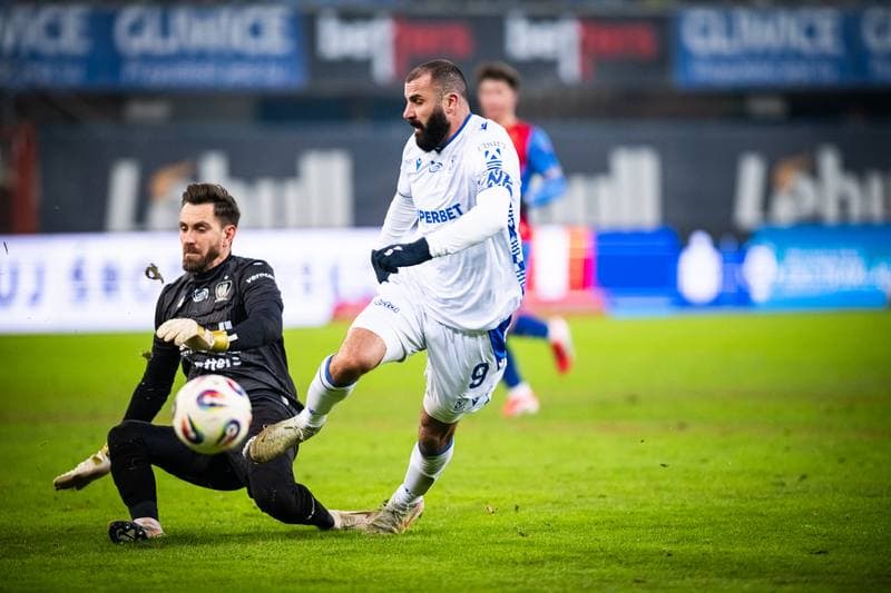 Football. PKO BP Ekstraklasa. Piast Gliwice - Lech Poznan. 03.02.2026