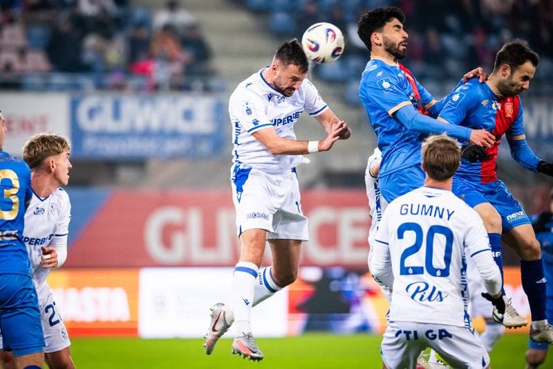 Football. PKO BP Ekstraklasa. Piast Gliwice - Lech Poznan. 03.02.2026