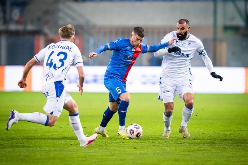 Football. PKO BP Ekstraklasa. Piast Gliwice - Lech Poznan. 03.02.2026