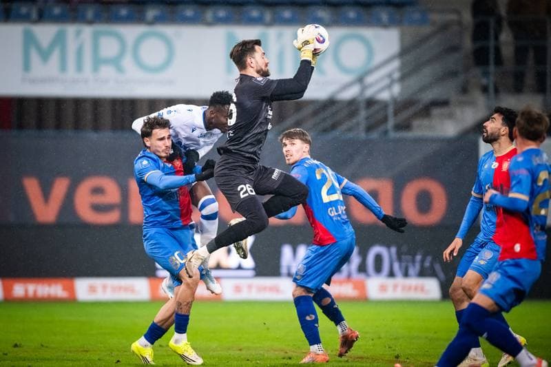 Football. PKO BP Ekstraklasa. Piast Gliwice - Lech Poznan. 03.02.2026