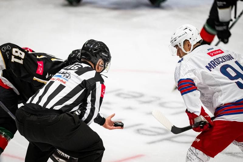 Ice Hockey. Polish Hockey League. Polonia Bytom - GKS Tychy. 05.10.2025