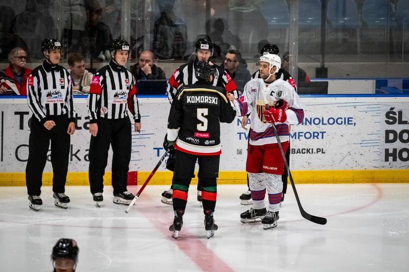 Ice Hockey. Polish Hockey League. Polonia Bytom - GKS Tychy. 05.10.2025