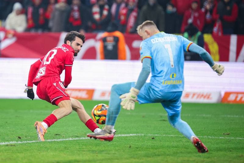Football. PKO BP Ekstraklasa. Widzew Lodz - Korona Kielce. 23.11.2025