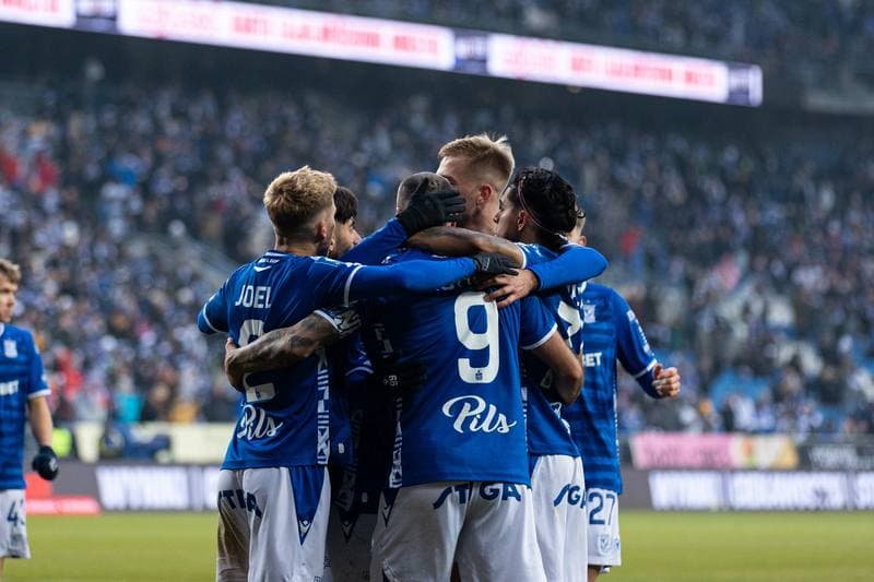 Football. PKO BP Ekstraklasa. Lech Poznan - Radomiak Radom. 23.11.2025