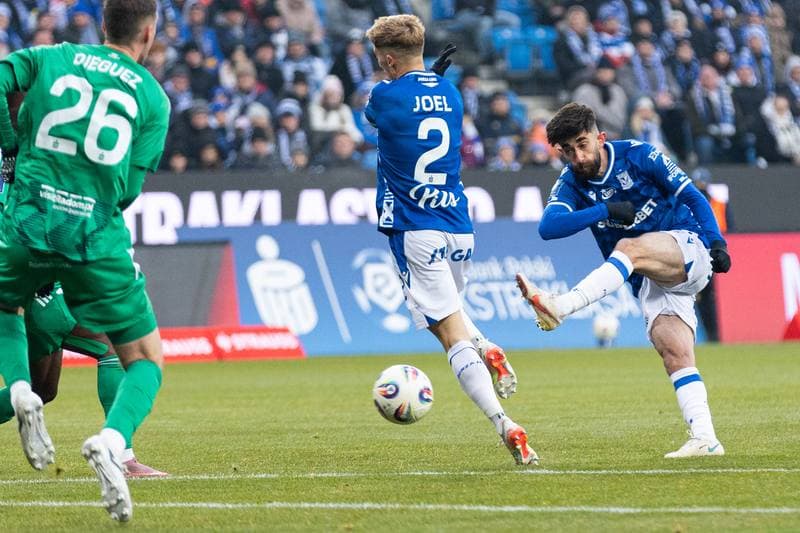 Football. PKO BP Ekstraklasa. Lech Poznan - Radomiak Radom. 23.11.2025