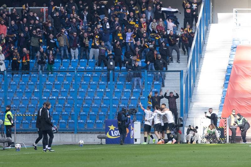 Football. PKO BP Ekstraklasa. Lech Poznan - Pogon Szczecin. 19.10.2025