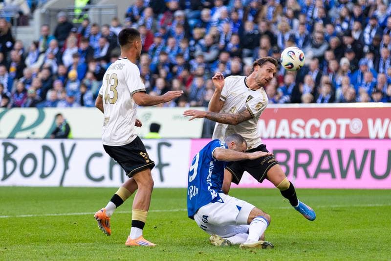 Football. PKO BP Ekstraklasa. Lech Poznan - Pogon Szczecin. 19.10.2025