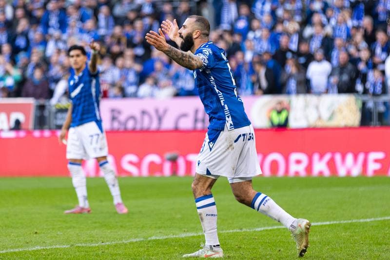 Football. PKO BP Ekstraklasa. Lech Poznan - Pogon Szczecin. 19.10.2025