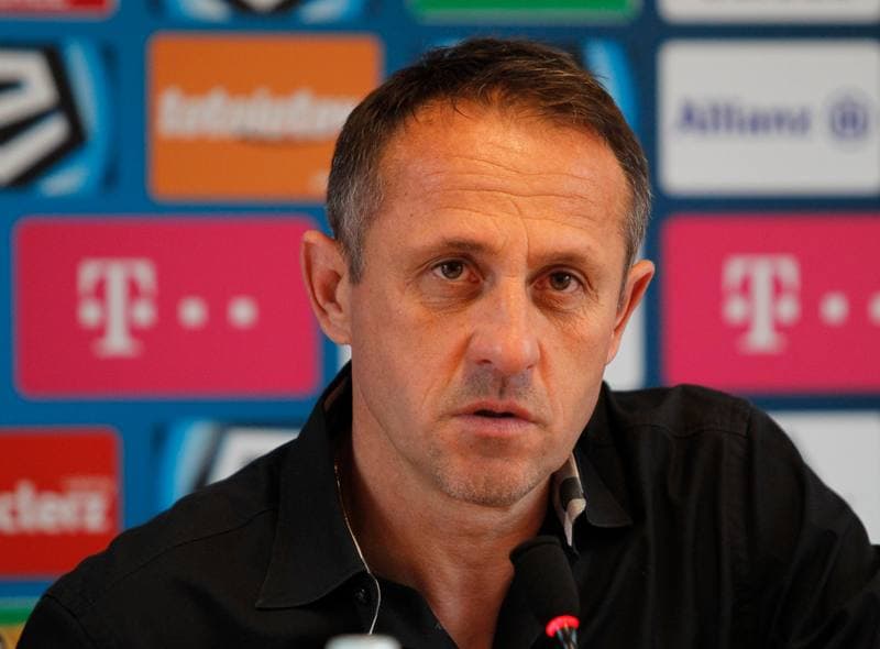 Football. Gornik Zabrze. Press Conference. 30.05.2014