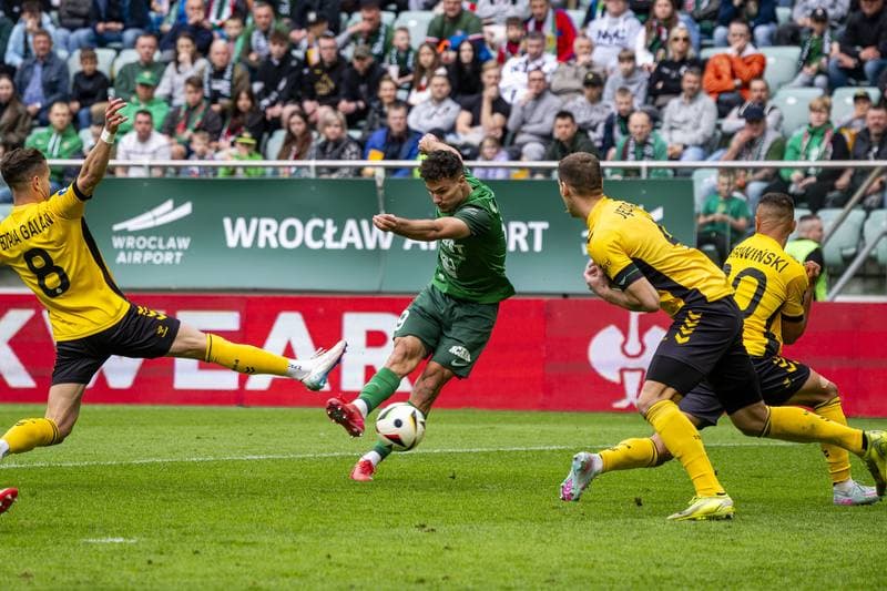 Football. PKO BP Ekstraklasa. Slask Wroclaw - GKS Katowice. 19.04.2025