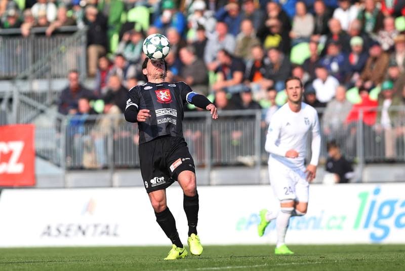 Football. ePojisteni.cz 1 liga. MFK Karvina - FC Hradec Kralove. 30.04.2017