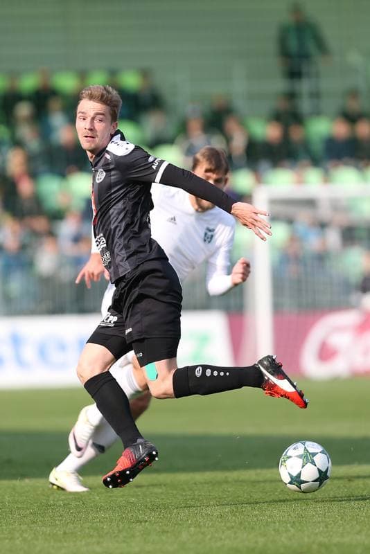 Football. ePojisteni.cz 1 liga. MFK Karvina - FC Hradec Kralove. 30.04.2017
