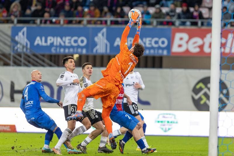 Football. PKO BP Ekstraklasa. Piast Gliwice - Legia Warsaw. 19.02.2023