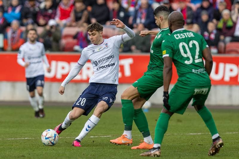 Football. PKO BP Ekstraklasa. Gornik Zabrze - Radomiak Radom. 12.02.2023