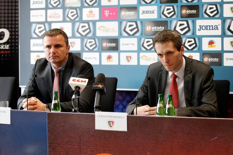 Football. Piast Gliwice. Press Conference. 21.03.2017