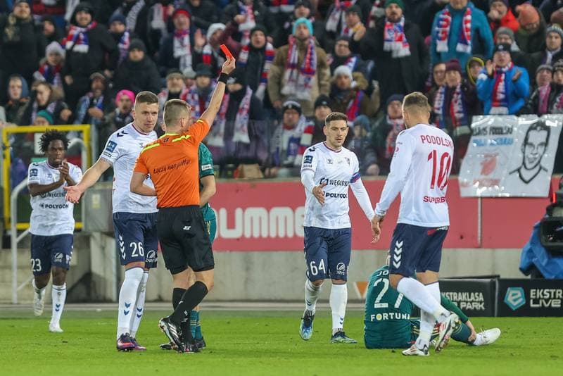 Football. PKO BP Ekstraklasa. Gornik Zabrze - Legia Warsaw. 04.03.2023