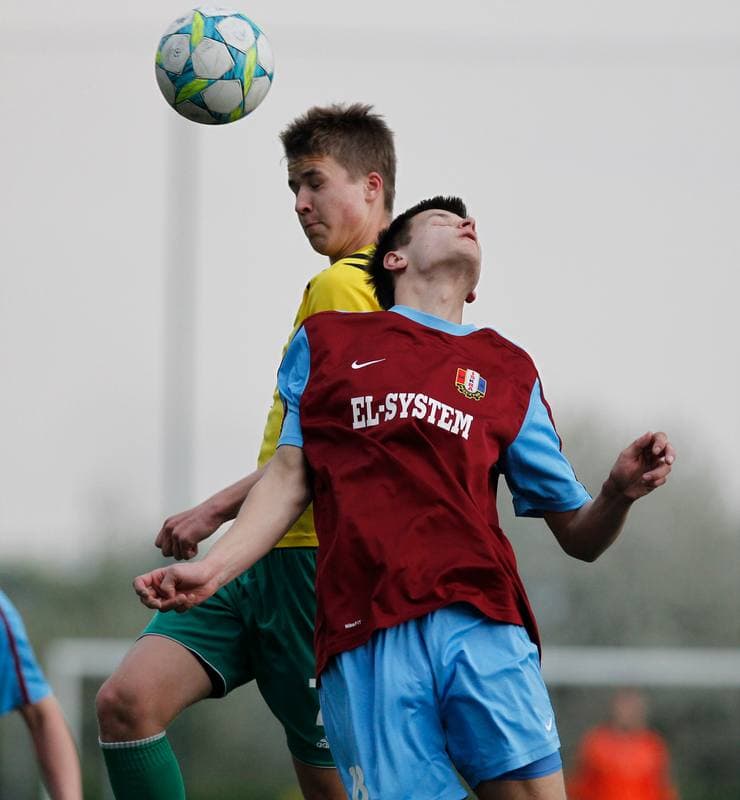 Football. IV Liga. GKS II Katowice - Iskra Pszczyna. 18.04.2014
