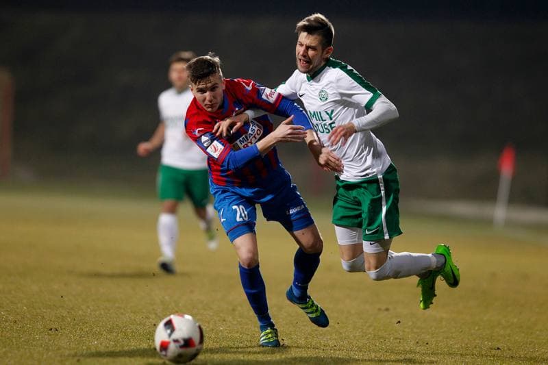 Football. II Liga. Polonia Bytom - Warta Poznan. 03.03.2017
