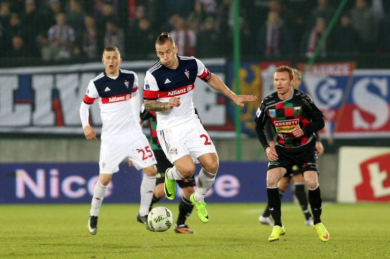 Football. Nice I Liga. Gornik Zabrze - GKS Tychy. 03.03.2017