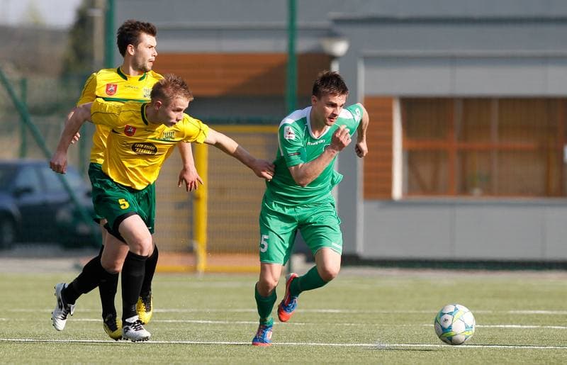 Football. IV Liga. GKS II Katowice - Drzewiarz Jasienica. 07.04.2014