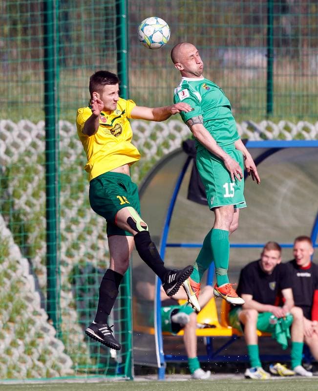 Football. IV Liga. GKS II Katowice - Drzewiarz Jasienica. 07.04.2014